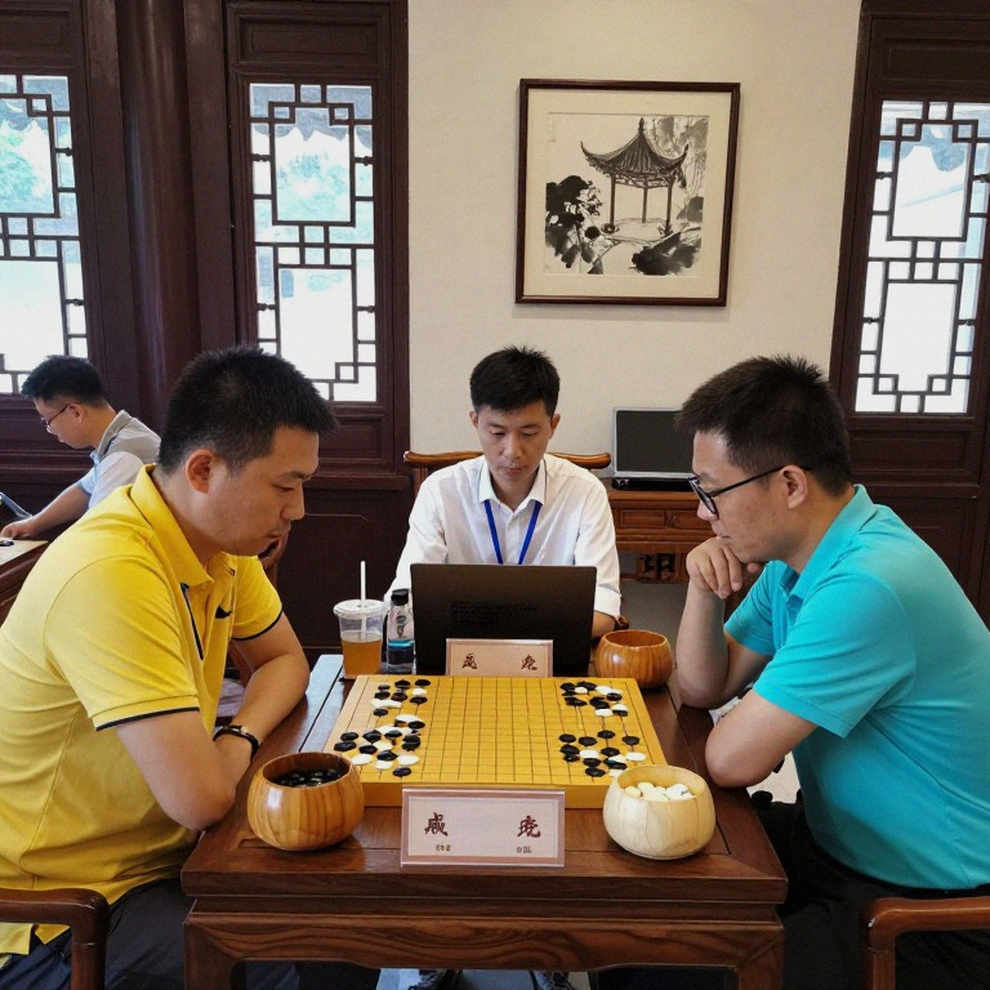Ván 14 và lỗ hổng cờ tàn của làng cờ đỉnh cao