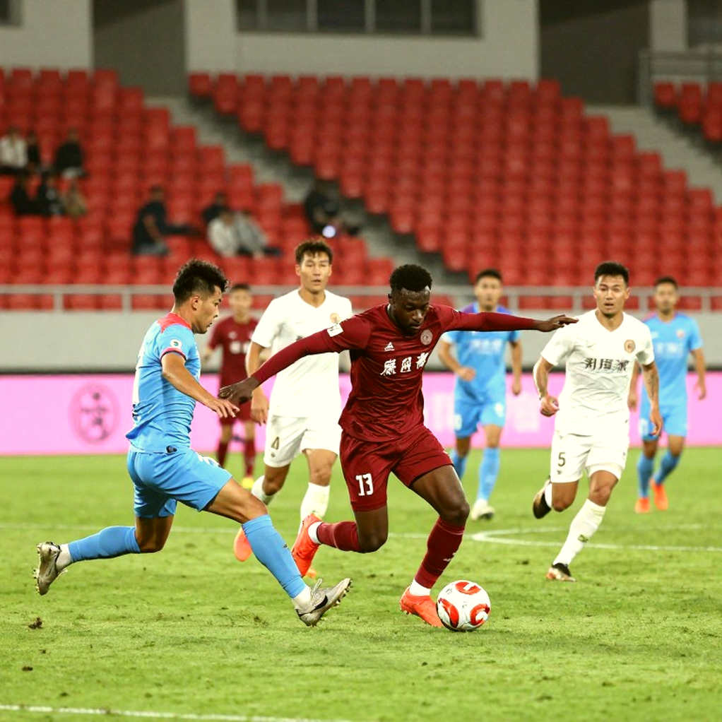 Dòng chảy ngầm của V.League 1: học viện nuôi ngôi sao, giải đấu đi tìm ngoại binh Dòng chảy ngầm của V.League 1: học viện nuôi ngôi sao, giải đấu đi tìm ngoại binh