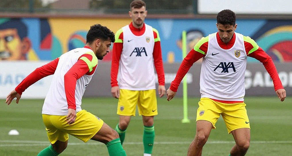 Lỗ hổng dữ liệu trong bóng đá Brazil: Khi bảng tin chuyển nhượng không chịu đối chiếu chéo