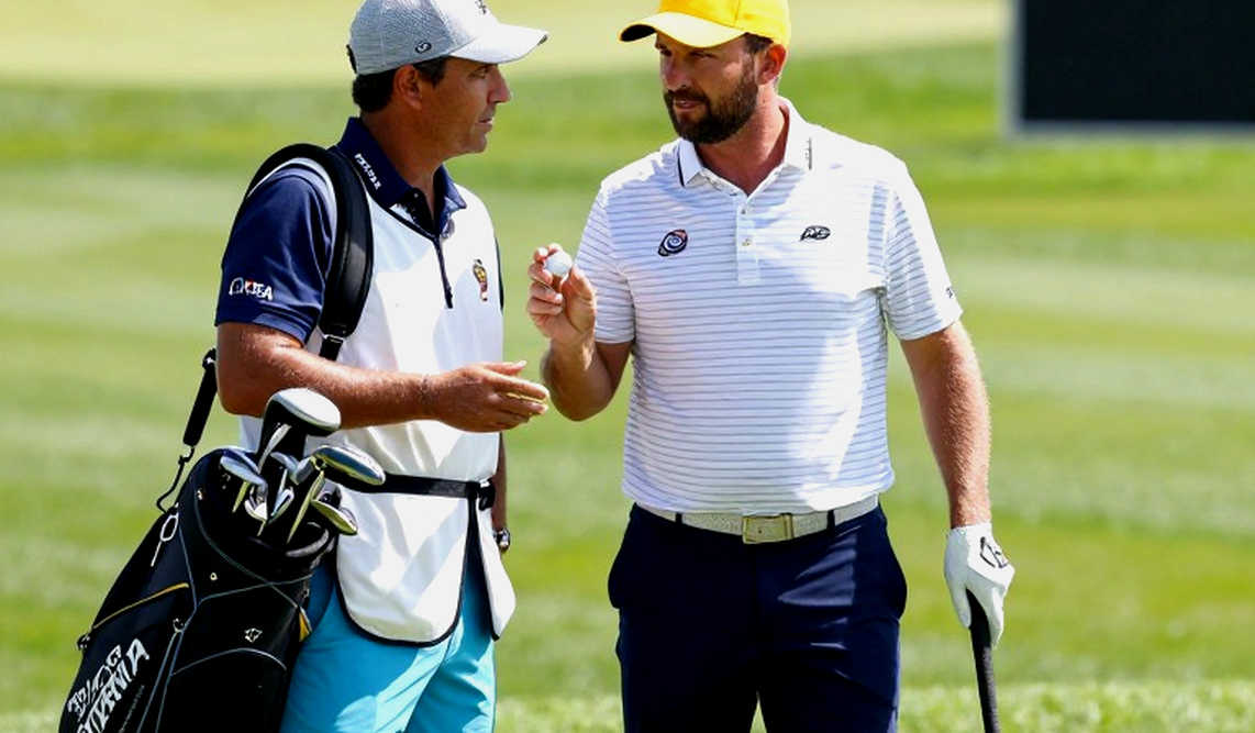 Irish Open ở Doonbeg: Lowry dẫn bốn gậy, Trump bắt tay Koepka và khoảng cách 17 gậy bị bỏ quên Irish Open ở Doonbeg: Lowry dẫn bốn gậy, Trump bắt tay Koepka và khoảng cách 17 gậy bị bỏ quên