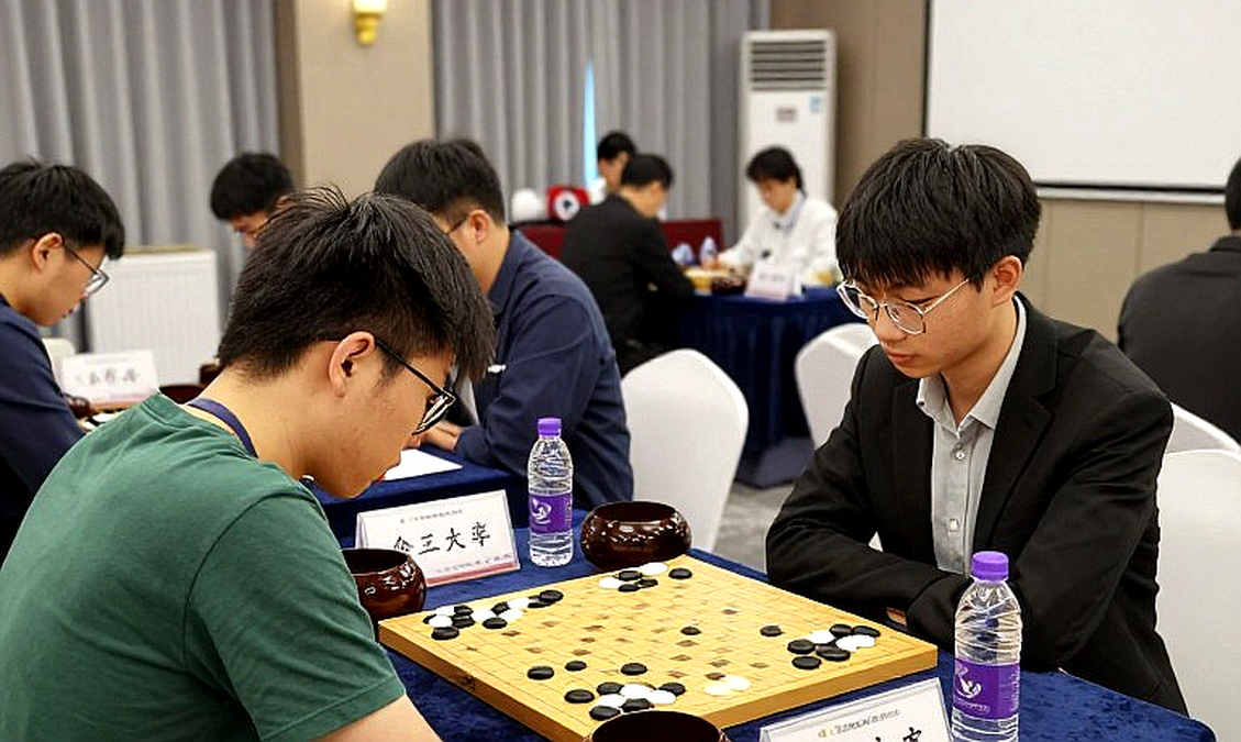 Global Chess League: Carlsen và Pipers vươn lên dẫn đầu nhờ dữ liệu, không phải cảm hứng