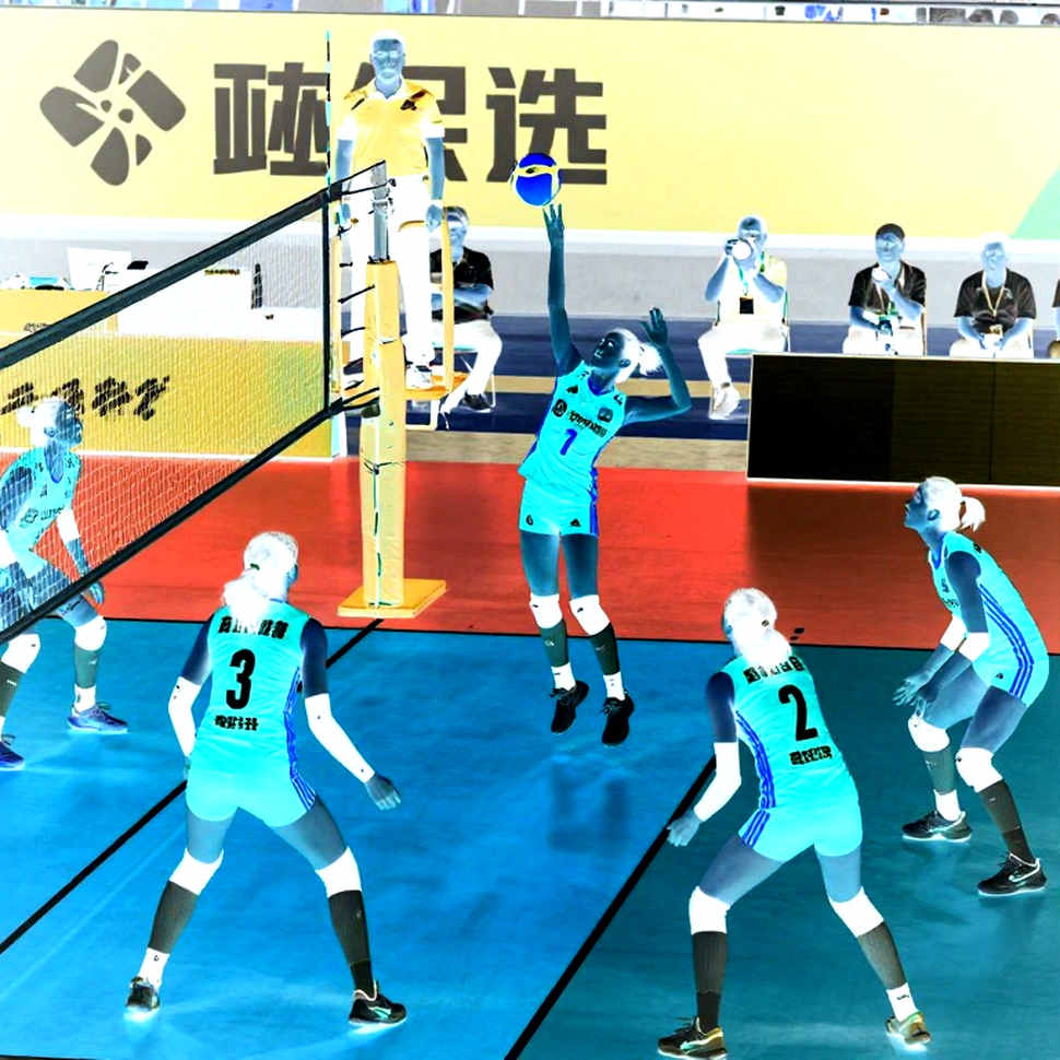 V.League 1 và bài toán xuất khẩu cầu thủ trẻ: Tiền ở đâu, tầm nhìn ở đâu?