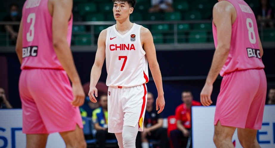 Khóa đào tạo hướng dẫn viên bóng đá cộng đồng 2026 tại Cần Thơ: ba ngày, một tấm chứng chỉ và khoảng trống ở tuổi lên mười