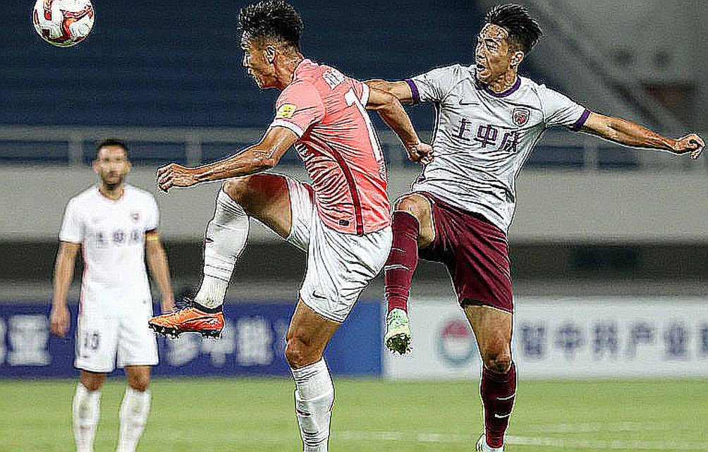 Khoảng trống bằng chứng: lỗ hổng lớn nhất của thị trường chuyển nhượng V-League