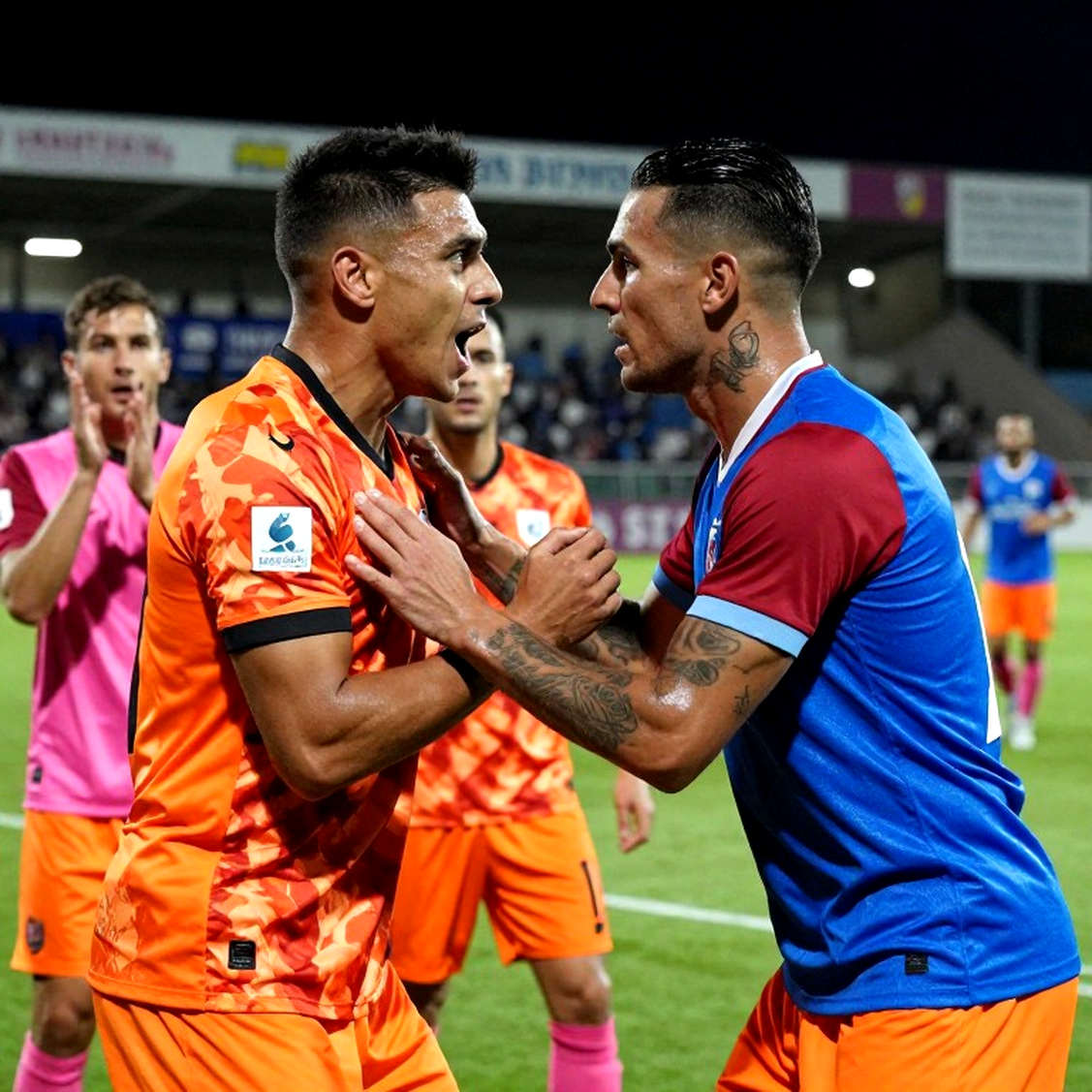 Roland gọi 29 cầu thủ U17 Việt Nam: Bản danh sách nói về hàng thủ, và về một hàng công chưa được chạm tới