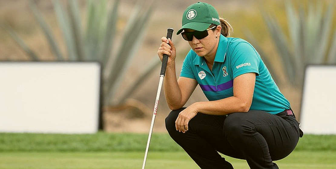 Ranh giới mong manh giữa phân tích golf và bói toán bằng số