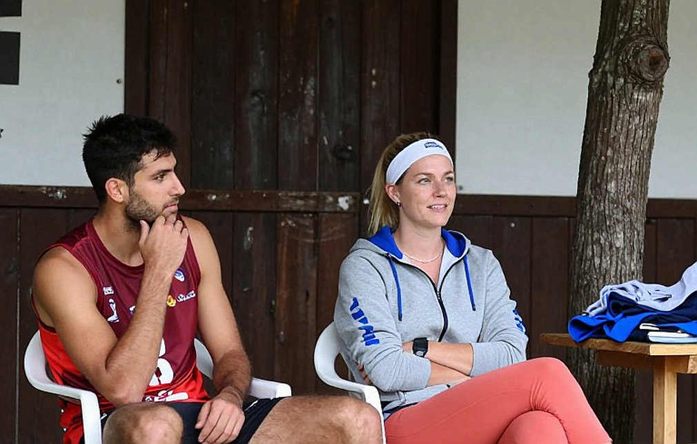 Thổ Nhĩ Kỳ 1-3 Romania tại EuroVolley 2026: "Efeler" đánh rơi quyền tự quyết ở những điểm số cuối hiệp Thổ Nhĩ Kỳ 1-3 Romania tại EuroVolley 2026: "Efeler" đánh rơi quyền tự quyết ở những điểm số cuối hiệp