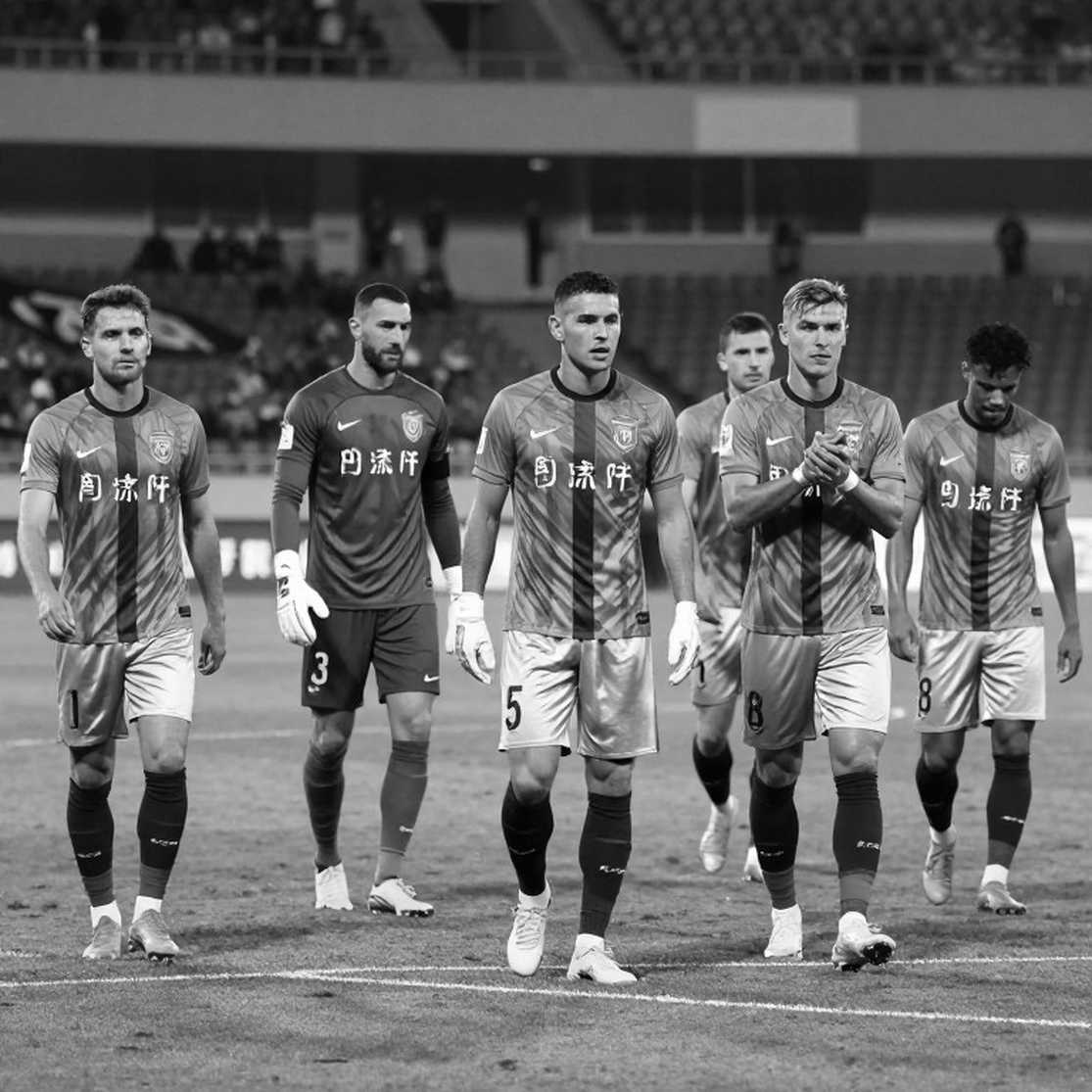 Ba bàn sau bốn trận: Arsenal đang tự khóa chân số 9 của chính mình